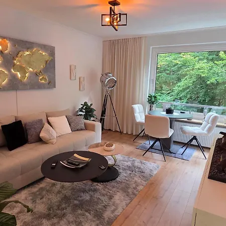 Strandzauber Und Kaminflair-balkon, Pp & King Bed Daire Glücksburg